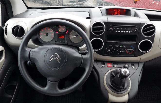 Citroen Berlingo cena 24840 przebieg: 308530, rok produkcji 2014 z Jordanów małe 497